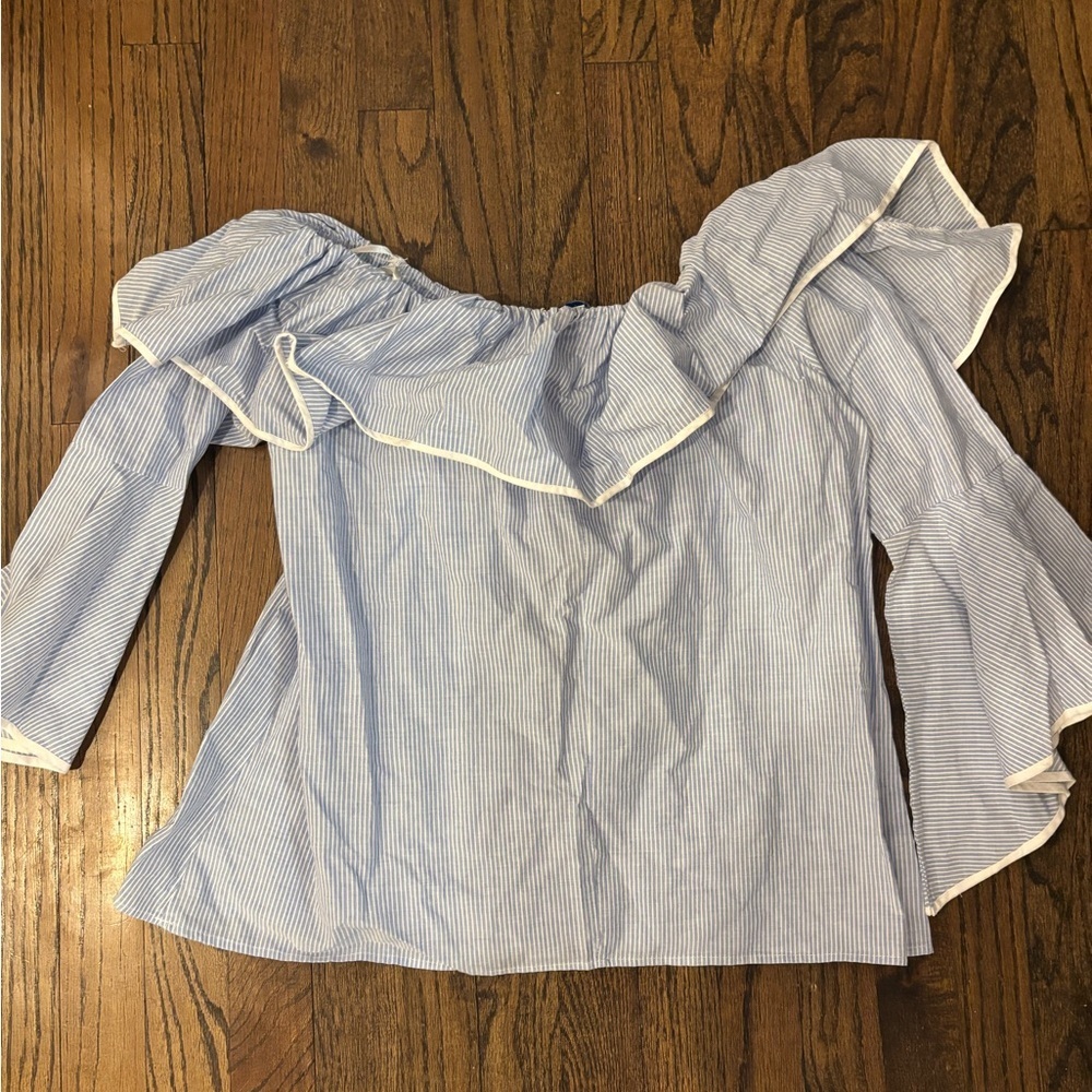 She + Sky Light Blue off the shoulder bell sleeve Ruffled Blouse-L - Picture 2 of 5